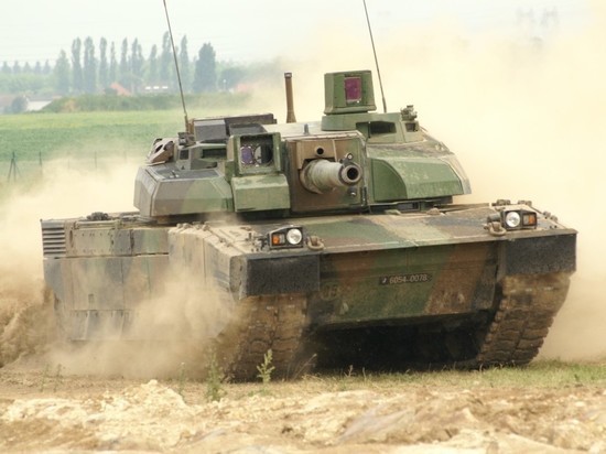 Премьер Украины Шмыгаль заявил о желании получить французские танки Leclerc
