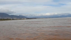Турецкая Анталья уходит под воду: кадры наводнения в туристической мекке
