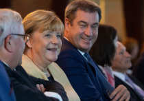 По словам бывшего вице-канцлера Австрии Хайнца-Кристиана Штрахе, его напугало заявление экс-канцлера ФРГ Ангелы Меркель об истинных целях минских договоренностей