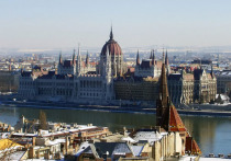 По данным издания Politico, в Евросоюзе согласовали заморозку средств для Венгрии, однако на более низком уровне, чем планировалось ранее