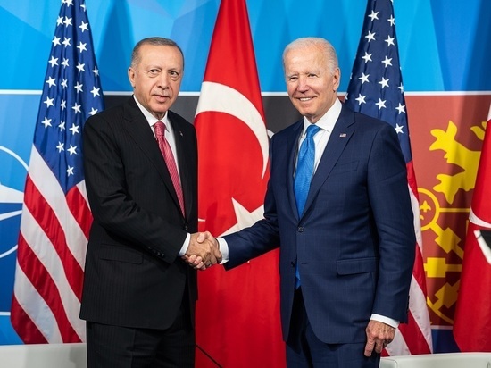 США решили выделить $500 тысяч на укрепление связей с Турцией