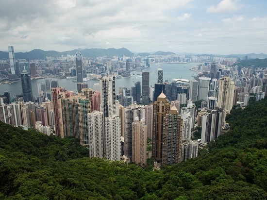 Гонконг отменил ковид-ограничения для россиян