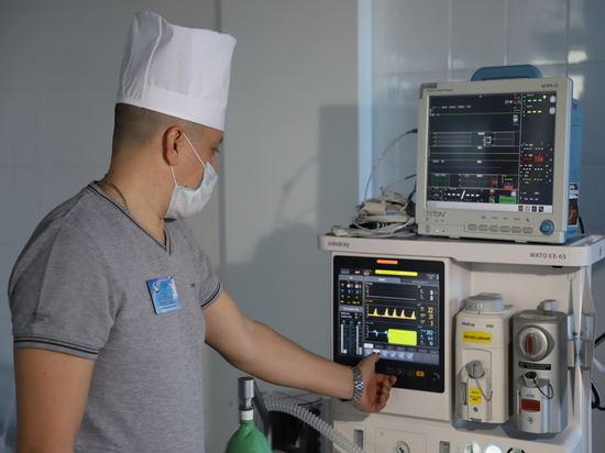 Пациентам пензенской больницы им. Н.Ф. Филатова помогут дышать новые аппараты