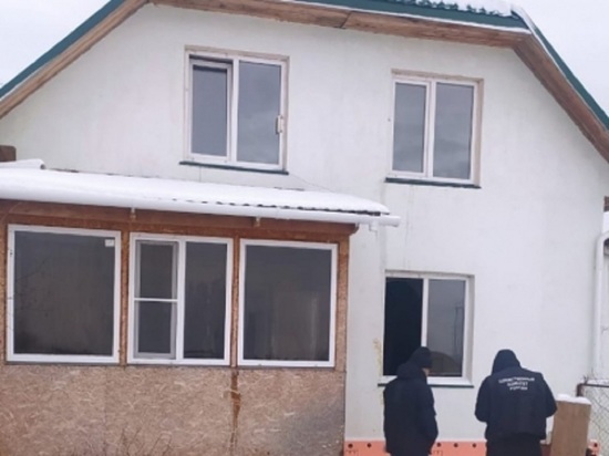 Мужчина и женщина погибли при пожаре в Кургане