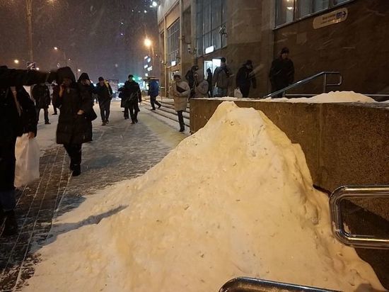 Высота снежного покрова в Петербурге может превысить 20 см к выходным