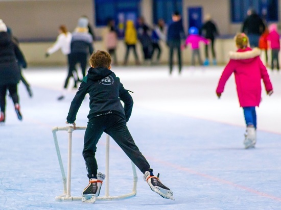 В Челябинске созданы достойные условия для занятий конькобежным спортом