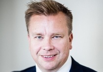 По сообщению финских СМИ, министр обороны страны Антти Кайкконен станет первым мужчиной в финском правительстве, взявшим отпуск по уходу за ребенком