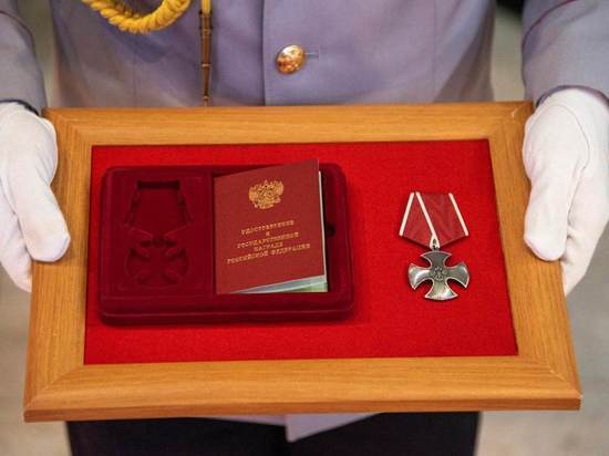 Погибших в зоне СВО красноярских полицейских наградили орденами Мужества посмертно
