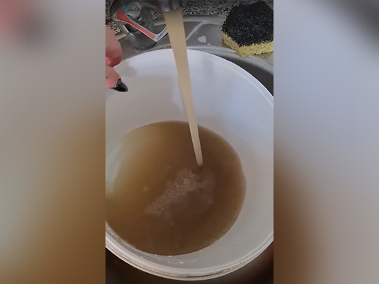 Жители Каменска снова пожаловались на некачественную воду