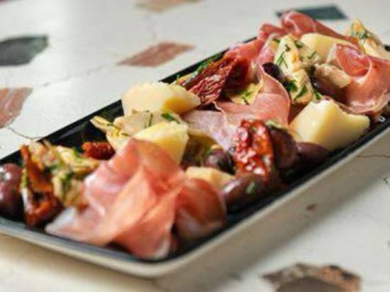 Производство колбас в Подмосковье вышло на международный уровень