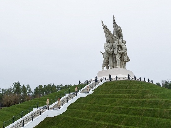 В Волгоградской области восстановили памятник «Соединение фронтов»