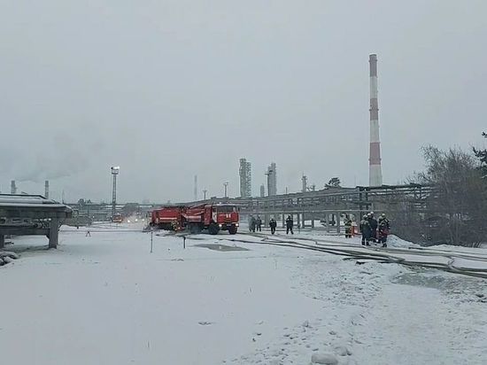 Предварительно установлена причина пожара на нефтезаводе в Ангарске