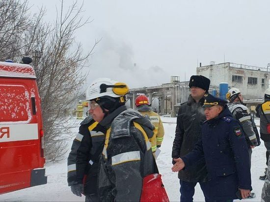 Число пострадавших при пожаре на НПЗ в Ангарске увеличилось до пяти, открытое горение ликвидировано