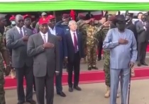 Президент Южного Судана Салва Киир обмочился во время исполнения гимна страны