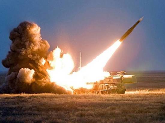 В Стаханове снарядами повреждены более 20 домов