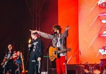 (6+) Исполнитель из Читы «Бандикут» (ранее известный как «SVMSARA») и рок-группа из Улан-Удэ «Местный Бездарь» 18 декабря дадут шоу-концерт «Выходцы из урны» в КДЦ «Родина»