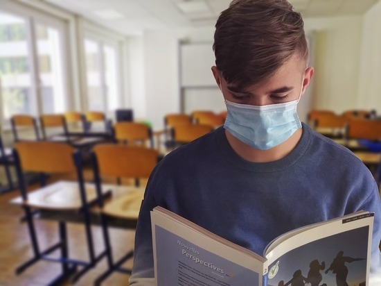 В Красноярском крае 121 класс из 39 школ перевели на удалёнку из-за гриппа и ОРВИ