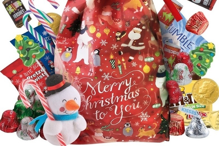 Эксперт: в большинстве новогодних подарках есть сладости, не рекомендованные детям