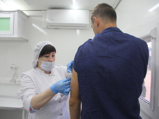 В Алтайском крае 45% населения вакцинировано от гриппа