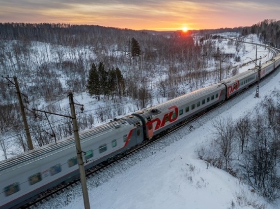 Назначены дополнительные поезда из Екатеринбурга в новогодние праздники