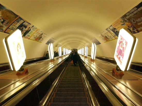 Кличко заявил о полной остановке работы метро Киева
