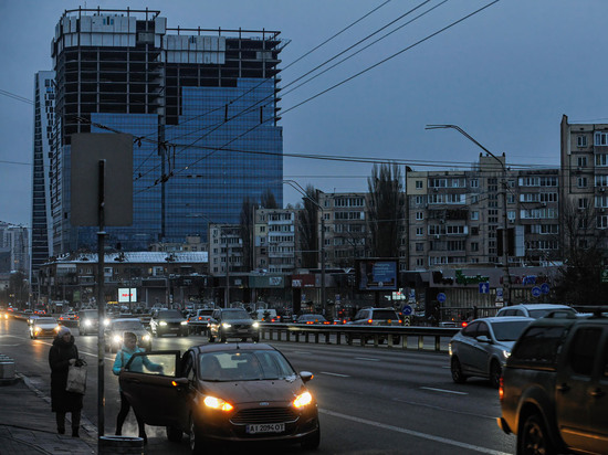 Киев не сможет осветить Крещатик европейскими киловаттами