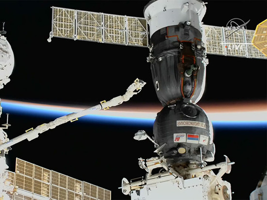 Россия отказалась от выходов в открытый космос до конца года