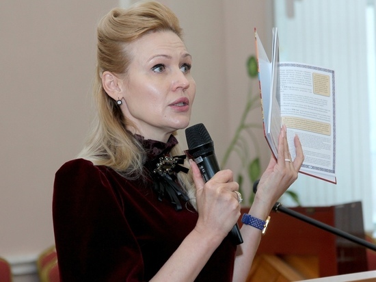 В Смоленске состоялась встреча с писателем Жанной Андриевской