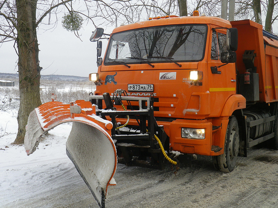В Калининграде с начала зимы обработали более 80 тысяч км дорог