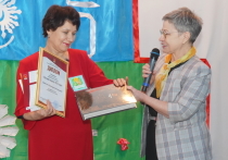 Торжественное награждение победителей муниципального конкурса профессионального мастерства «Лучший педагог-2022» провели 16 декабря в Каларском округе