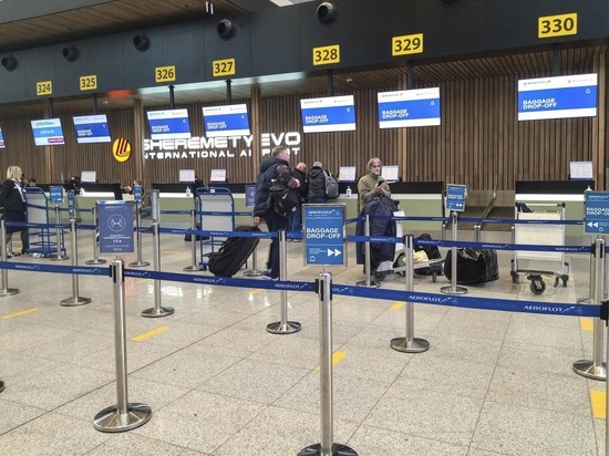 В подмосковных аэропортах задержаны более 40 рейсов из-за погодных условий