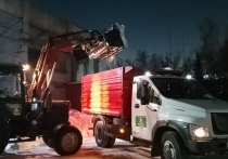 16 декабря очисткой барнаульских дорог занимались 250 единиц снегоуборочной техники и сотни рабочих