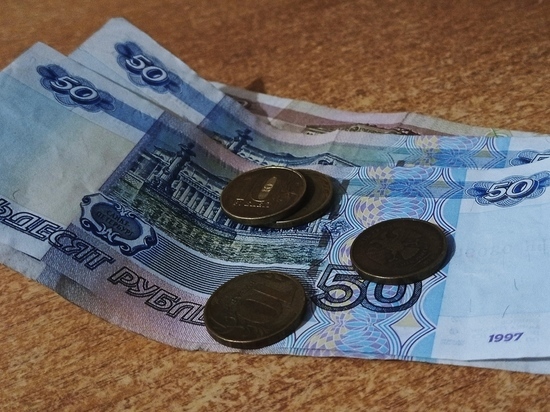 Почти треть заработанных денег саратовцы тратят на еду