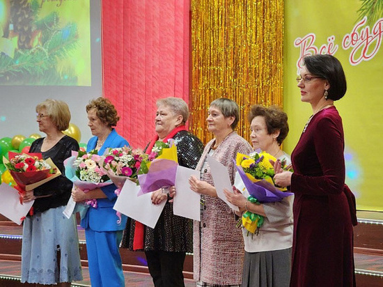 Архангельская школа №20 отметила 40-летний юбилей