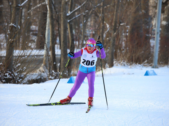 Зимний сезон на Сахалине открыли лыжной гонкой