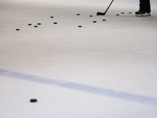 Посольство РФ в Канаде сообщило о готовности помочь родным умершего российского хоккеиста