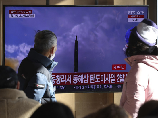 КНДР запустила еще две баллистические ракеты: эксперты встревожены