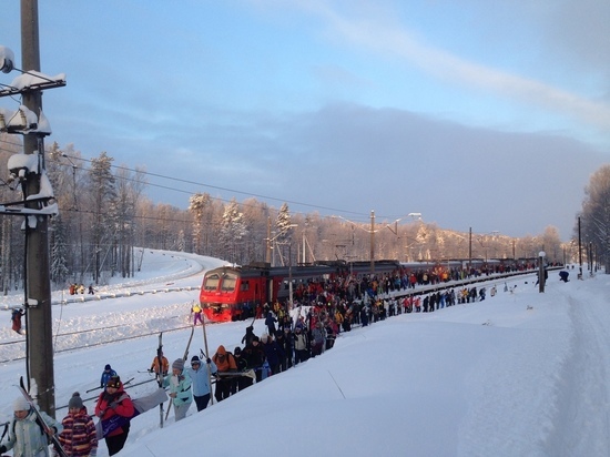 Бесплатные электрички «Лыжные стрелы» начали ходить из Петербурга в Ленобласть