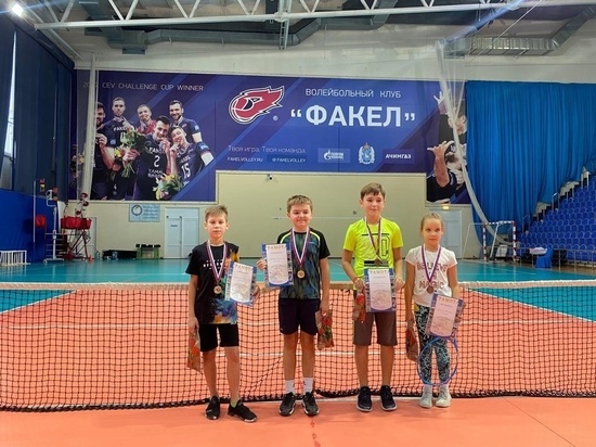 Новогодний турнир по теннису прошел в Серпухове