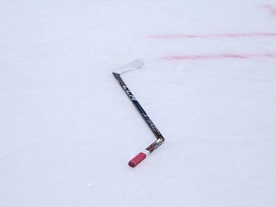 В Челябинске рассказали о состоянии хоккеиста, которому порезало горло коньком