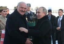 Президент Белоруссии Александр Лукашенко после начала переговоров с российским лидером Владимиром Путиным, который прибыл сегодня в Минск, заявил, что "непростое время" требует от лидеров двух стран "политической воли и нацеленности на результат по всем темам двусторонней повестки"