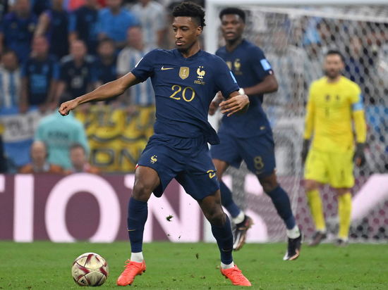 Французские футболисты подверглись расистским оскорблениям после финала ЧМ в Катаре