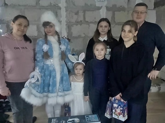 Детский омбудсмен Домогатский исполнил мечту девочки Кати из многодетной орловской семьи