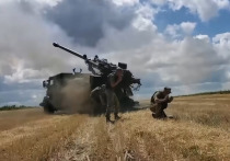 По словам президента Франции Эммануэля Макрона, власти страны работают над новыми поставками артиллерийских установок CAESAR украинским военным. На данном этапе Париж уточняет с партнерами количество гаубиц, которые нужно поставить Киеву.