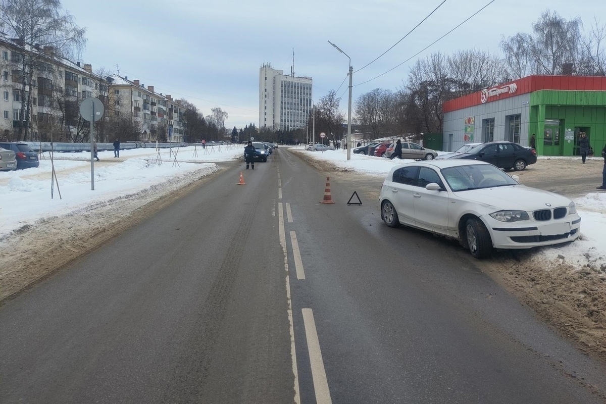 В Орле девушка бросилась под колёса иномарки - МК Орел