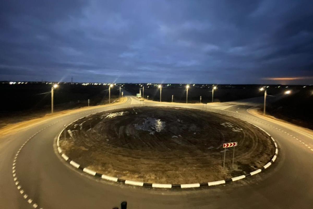 Костромские энергетики «Россети Центр» завершили монтаж линии наружного освещения на автомобильной дороге в обход города Гаврилов-Ям