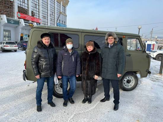 Сотрудники «Водоканала»в Улан-Удэ купили автомобиль для участников СВО на Украине