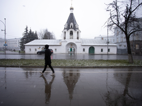 Оттепель и гололедица ожидаются в Псковской области 22 декабря