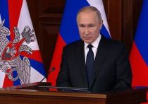 Президент России Владимир Путин на итоговой коллегии Минобороны РФ заявил, что страна будет всеми силами поддерживать боеготовность ядерной триады