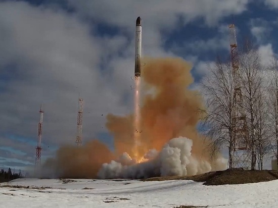 Шойгу заявил о начале работ по развертыванию ракет «Сармат»